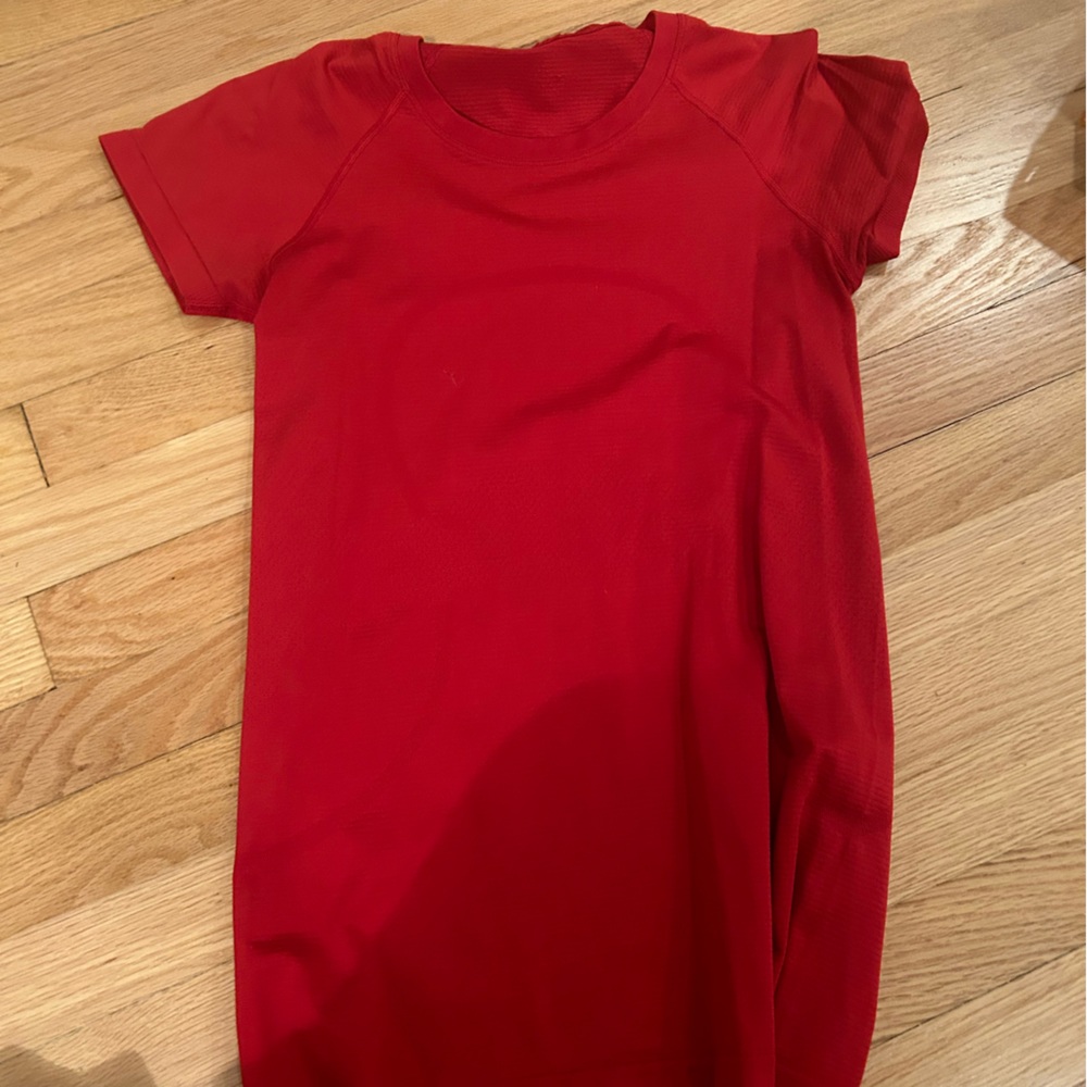 Lululemon swiftly tech size 6!